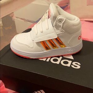 Adidas Hoops Mid 2.01